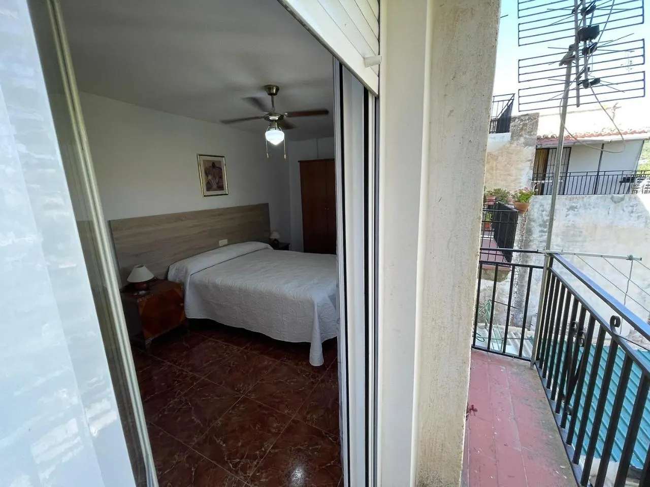 Holiday home Casa Amplia En El Casco Antiguo De Castril Villa